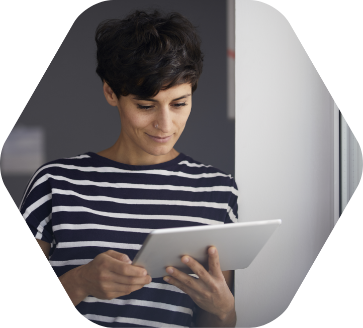 Customer enjoying Rebel's Wi-Fi that actually works from her living room